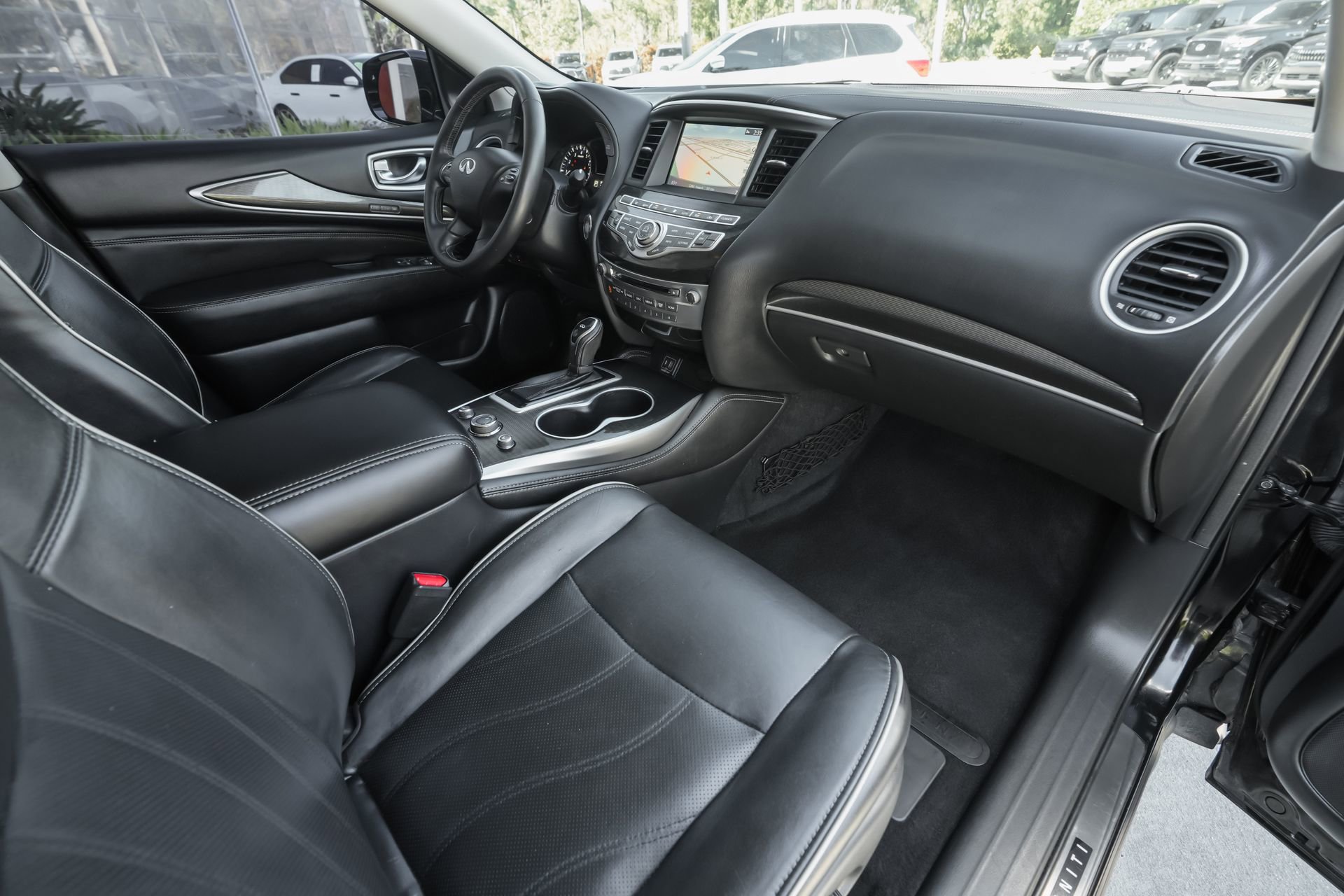 Used 2020 INFINITI QX60 Luxe w/ Essential Package image 40