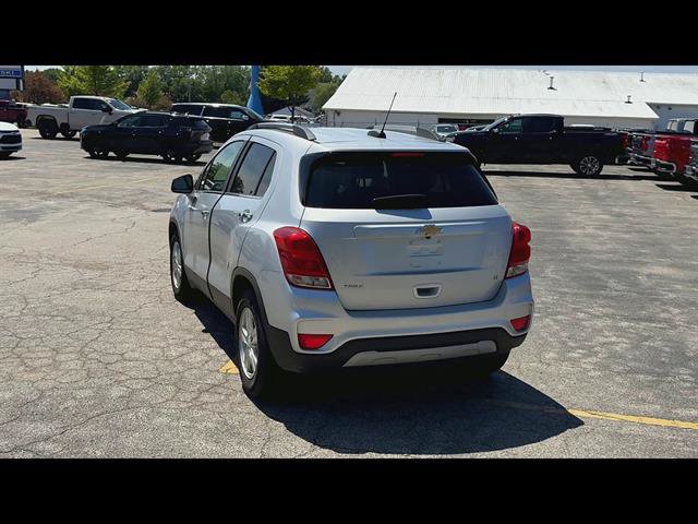 Used 2019 Chevrolet Trax LT w/ LT Convenience Package FWD image 35
