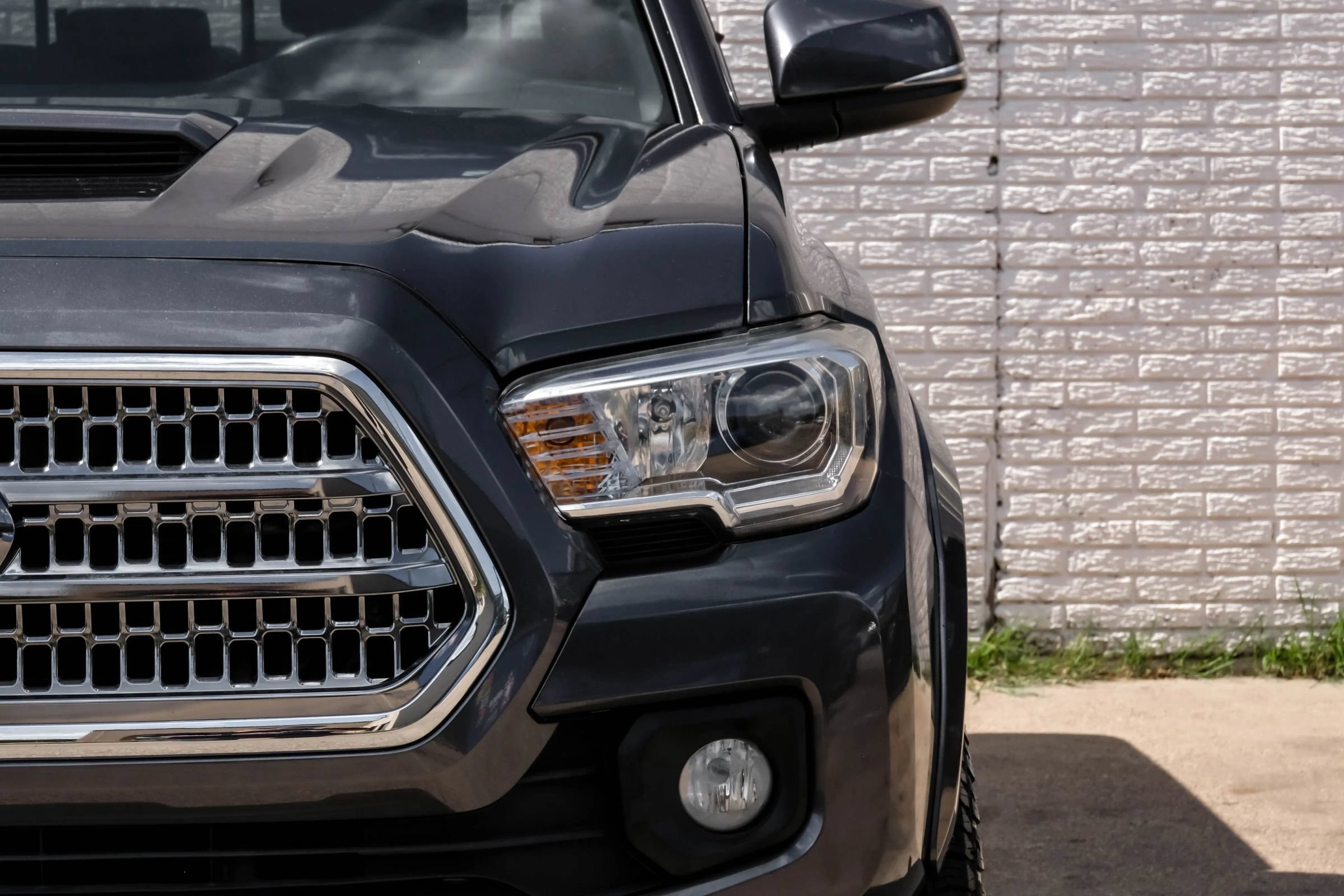Used 2017 Toyota Tacoma TRD Sport w/ Tow Package (A/T) AWD/4WD image 44