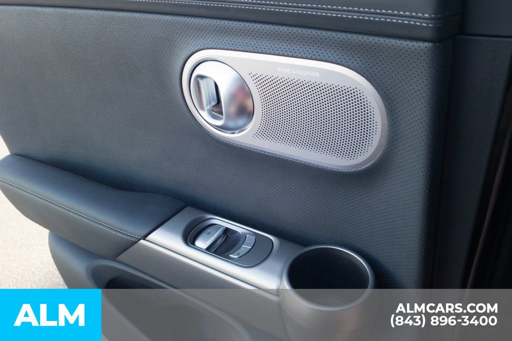 Used 2024 Genesis GV60 Advanced image 23