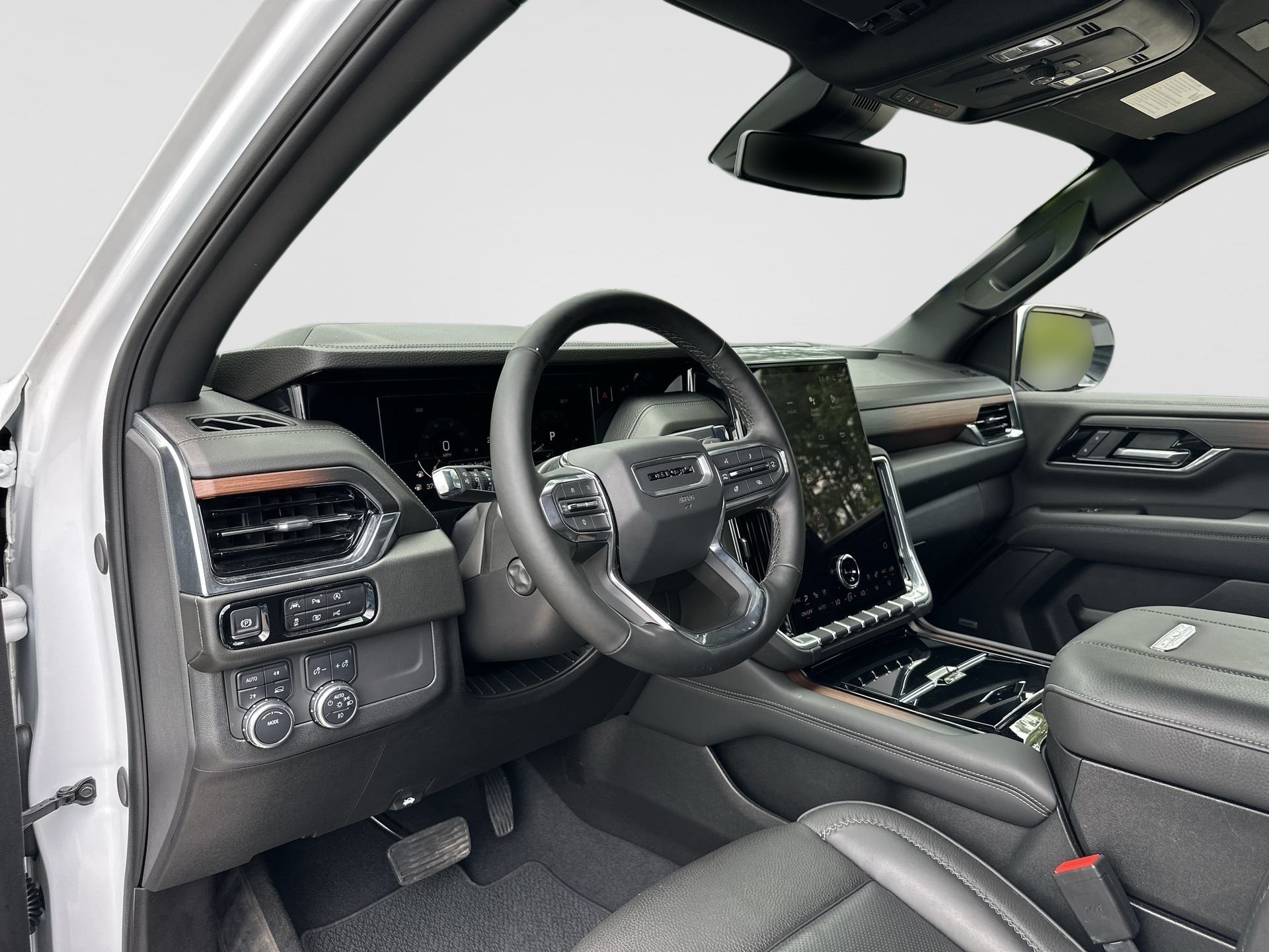 Certified 2025 GMC Yukon XL Denali AWD/4WD image 10