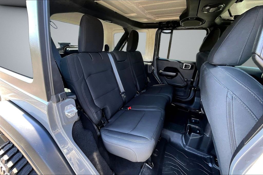 Used 2019 Jeep Wrangler Unlimited Sport image 25
