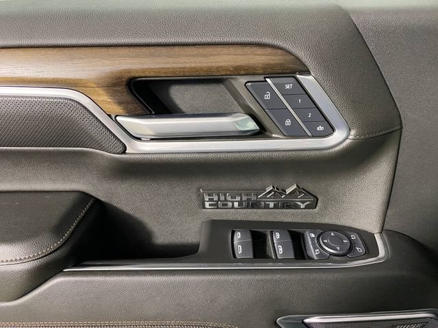 Certified 2024 Chevrolet Silverado 1500 High Country w/ High Country Premium Package AWD/4WD image 12