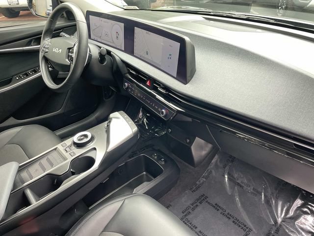 Used 2024 Kia EV6 Light AWD/4WD image 36