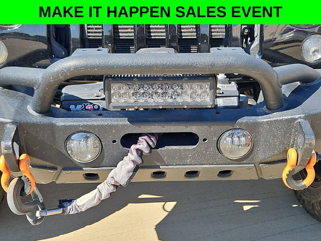 Used 2015 Jeep Wrangler Unlimited Sahara w/ Dual Top Group AWD/4WD image 7