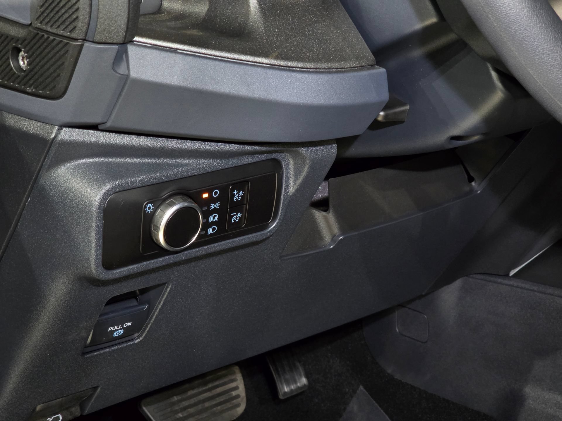 New 2025 Ford Bronco 2-Door AWD/4WD image 15
