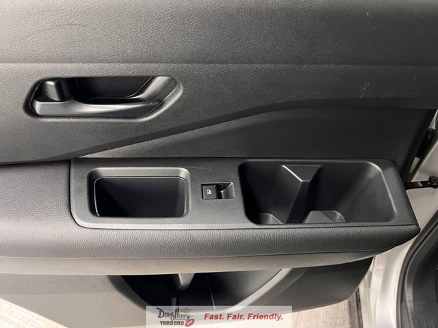 Used 2025 Nissan Pathfinder SV FWD image 32