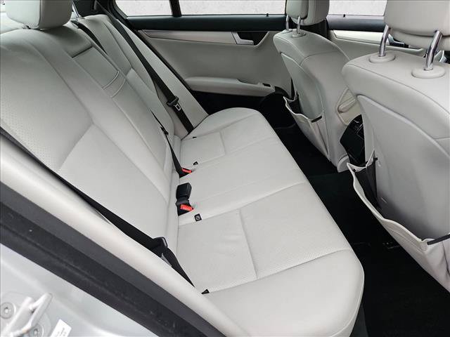 Used 2014 Mercedes-Benz C 250 Sedan image 20