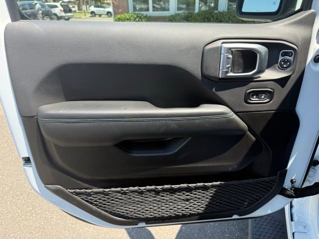 Used 2024 Jeep Wrangler High Altitude AWD/4WD image 25
