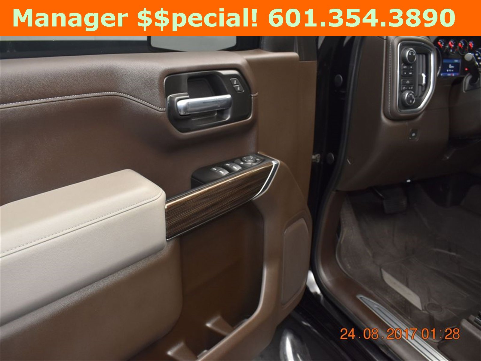 Used 2019 Chevrolet Silverado 1500 LT w/ All-Star Edition image 11