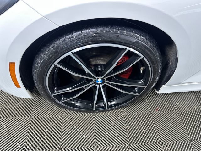 Used 2022 BMW 330i xDrive Sedan w/ M Sport Package image 10