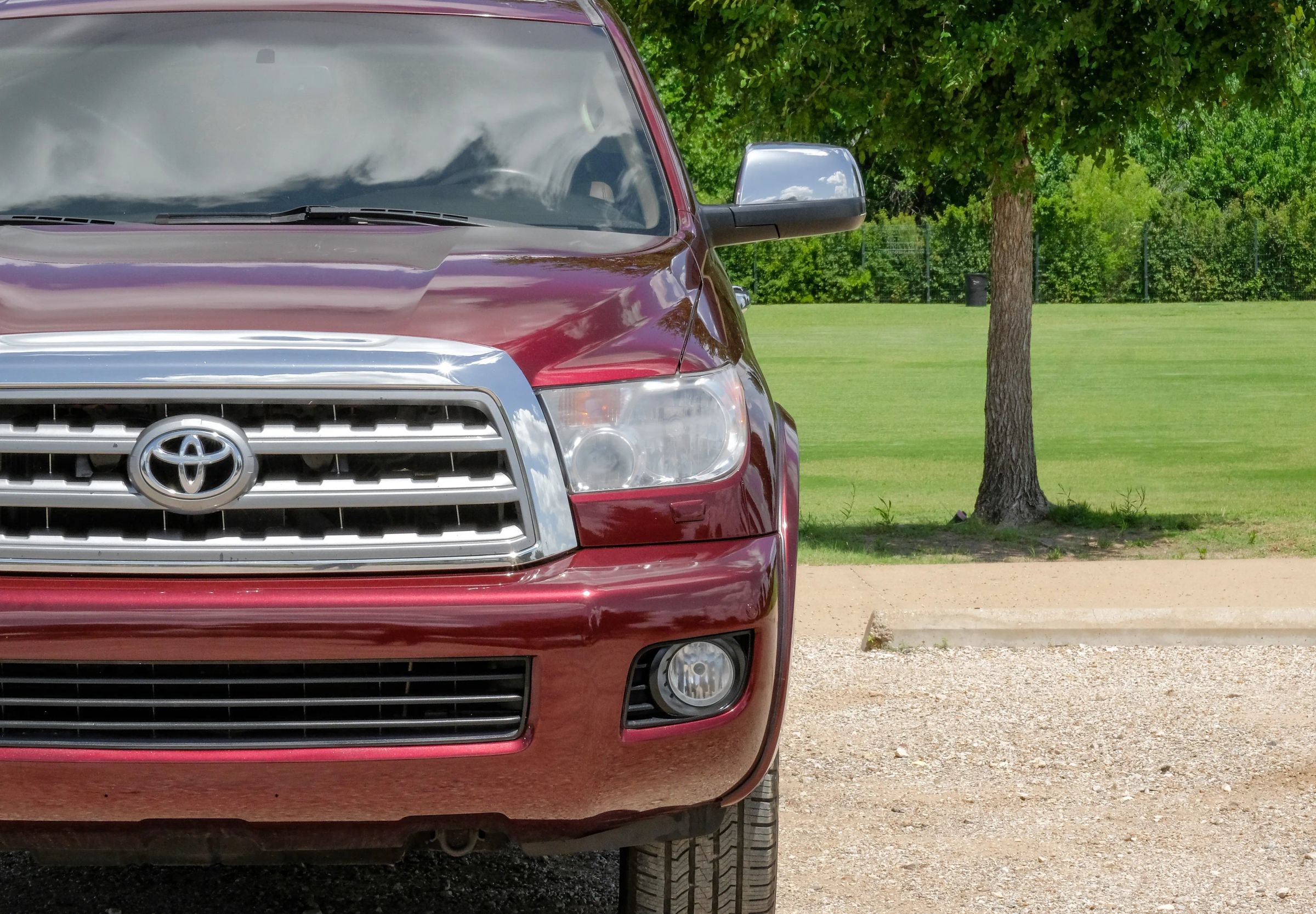 Used 2011 Toyota Sequoia Limited RWD image 40