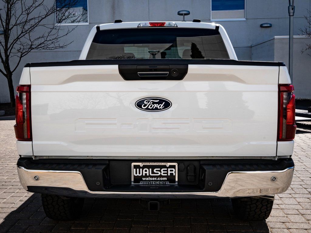 Used 2024 Ford F150 XLT w/ Tow/Haul Package image 9