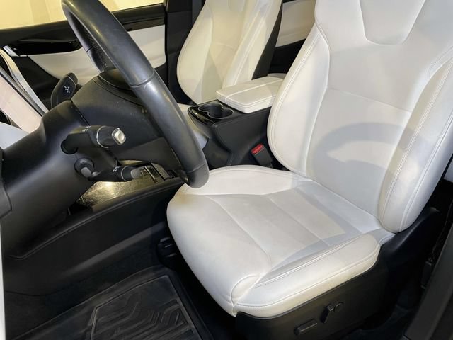 Used 2020 Tesla Model X Long Range AWD/4WD image 5