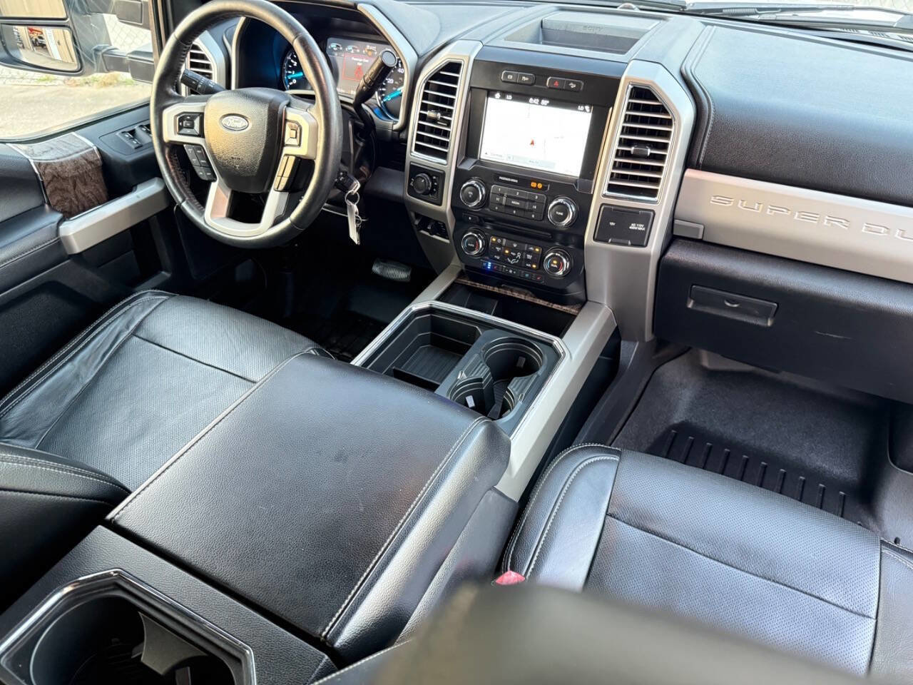 Used 2017 Ford F350 Lariat w/ Lariat Value Package image 33