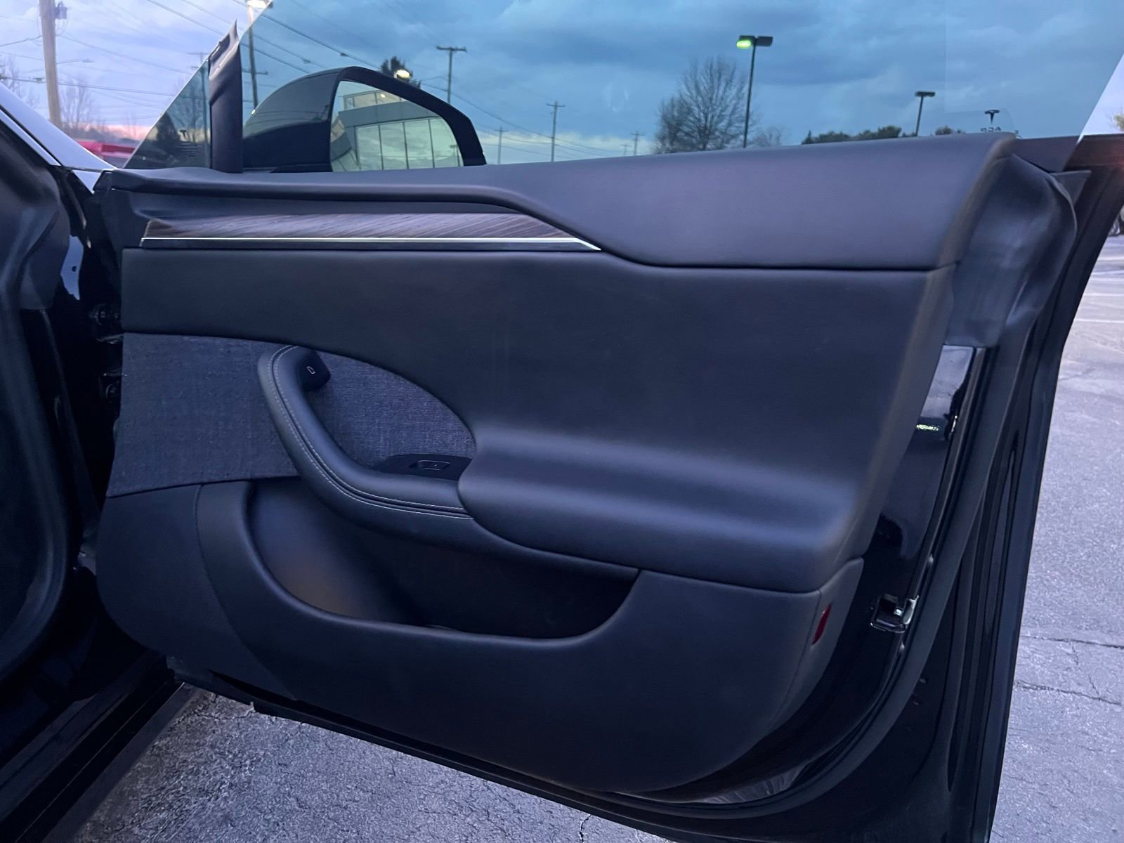 Used 2021 Tesla Model S Plaid image 29