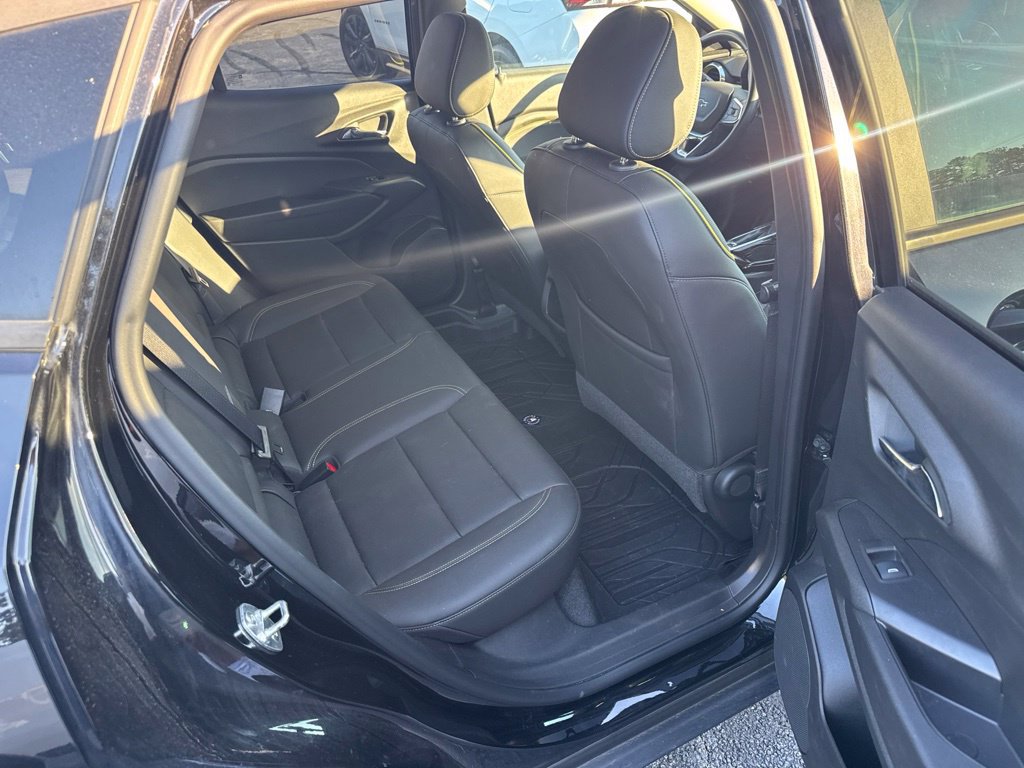 Used 2025 Chevrolet Trax ACTIV w/ Driver Confidence Package FWD image 10