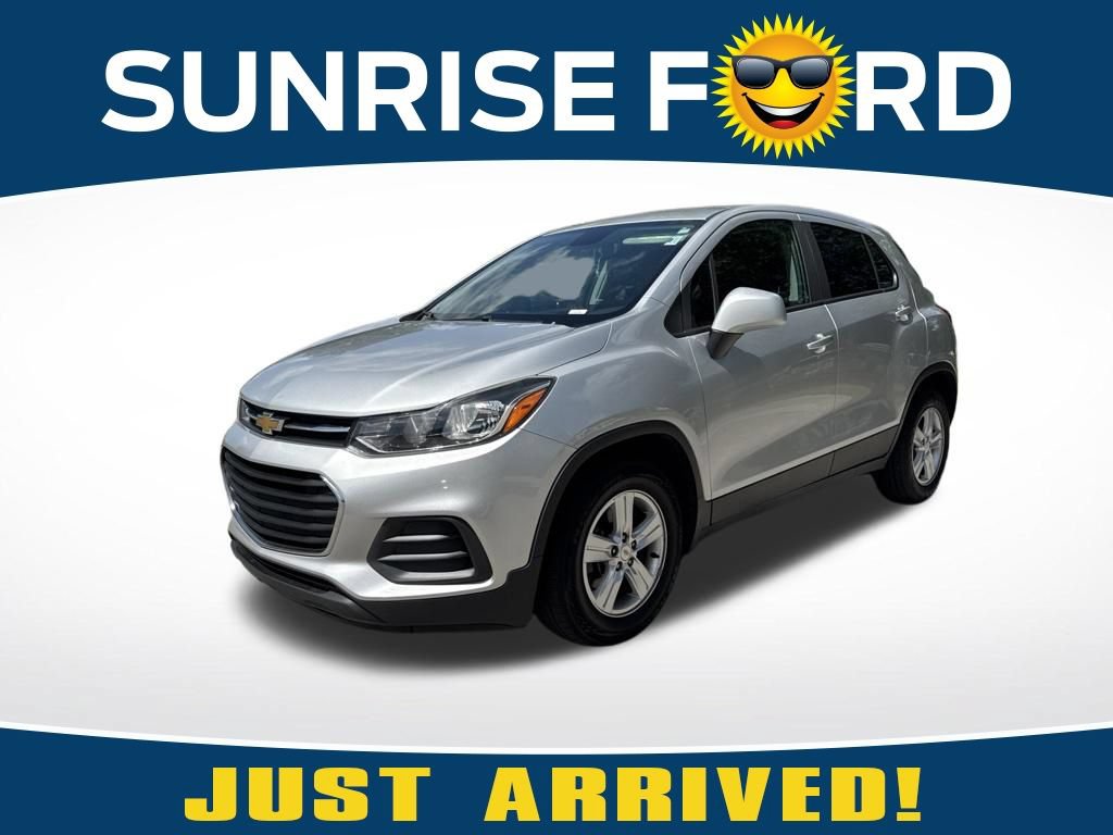 Used 2020 Chevrolet Trax LS w/ Tint and Cruise Package FWD image 1