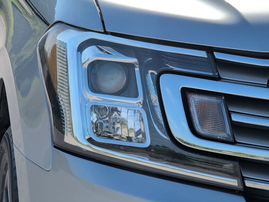 Used 2020 Ford Expedition Limited w/ Equipment Group 301A image 44