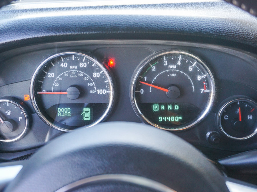 Used 2015 Jeep Wrangler Unlimited Sport AWD/4WD image 22