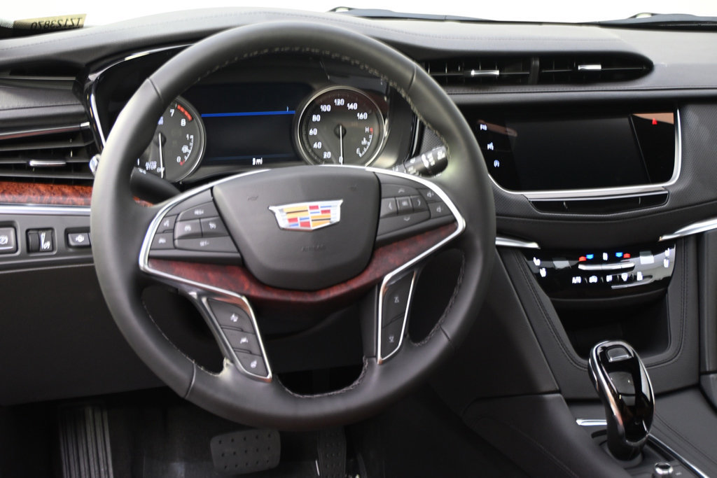 New 2026 Cadillac XT5 Premium Luxury w/ Driver Assist Package AWD/4WD image 12