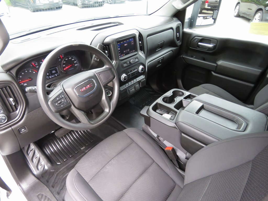 Used 2024 GMC Sierra 3500 Pro w/ Convenience Package image 12