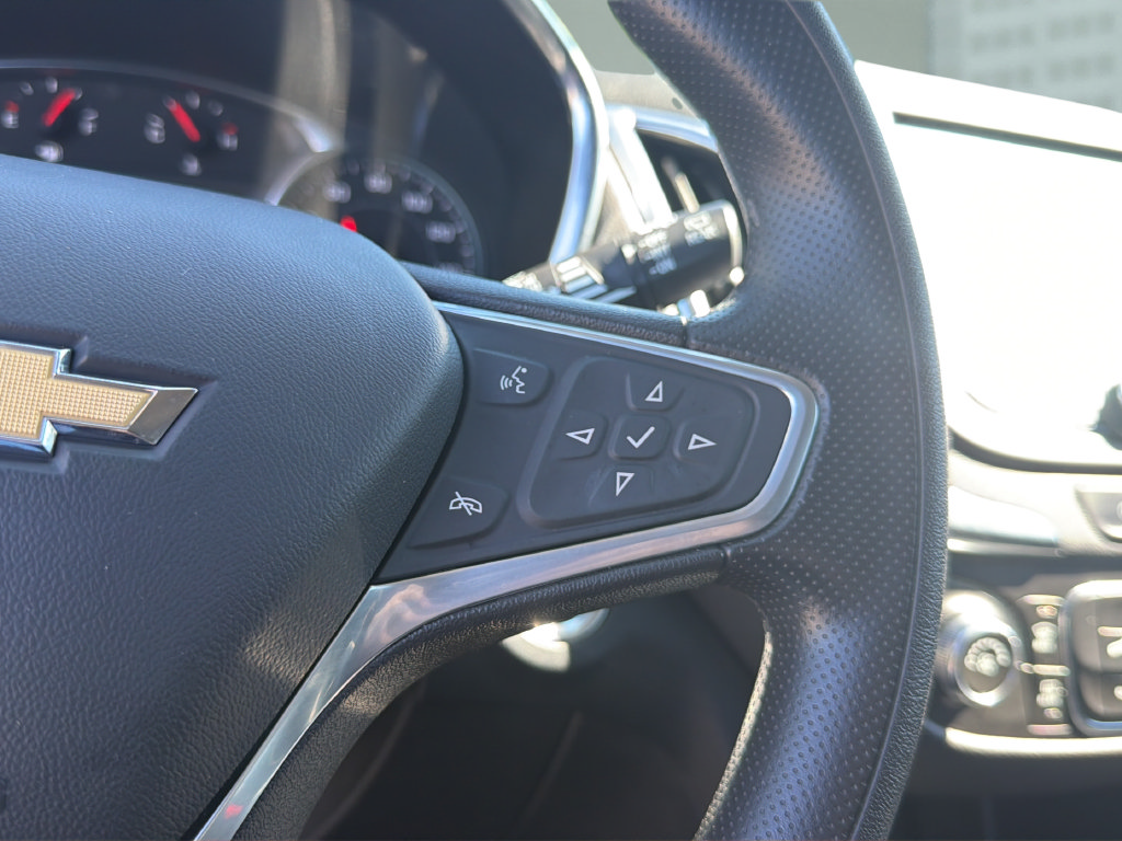 Used 2023 Chevrolet Equinox LT FWD image 24