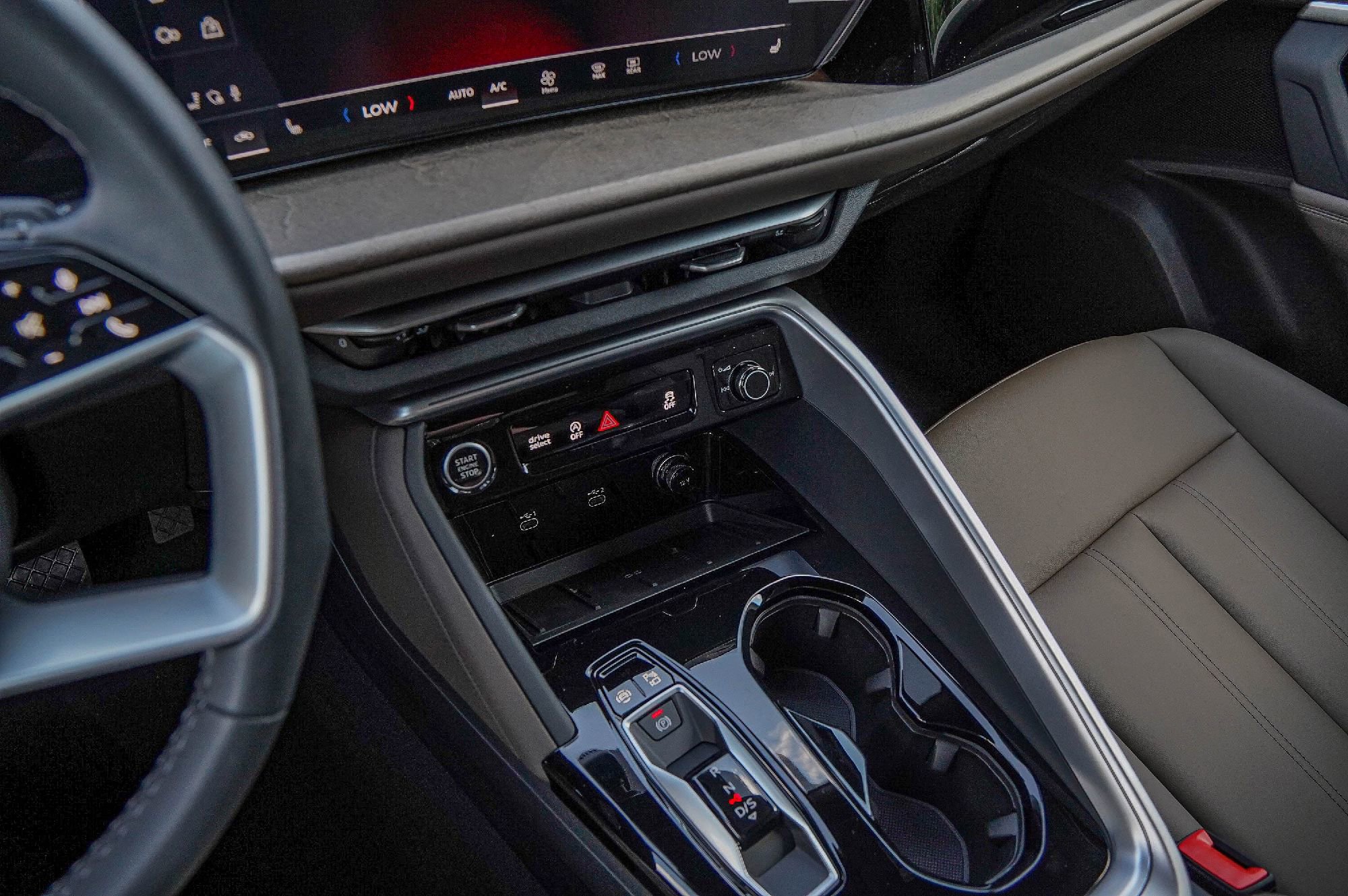 New 2025 Audi Q5 Premium image 12