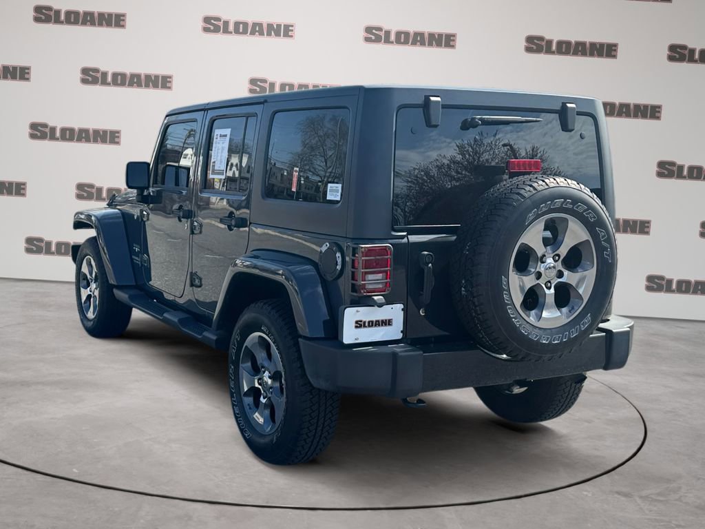 Used 2017 Jeep Wrangler Unlimited Sahara image 3