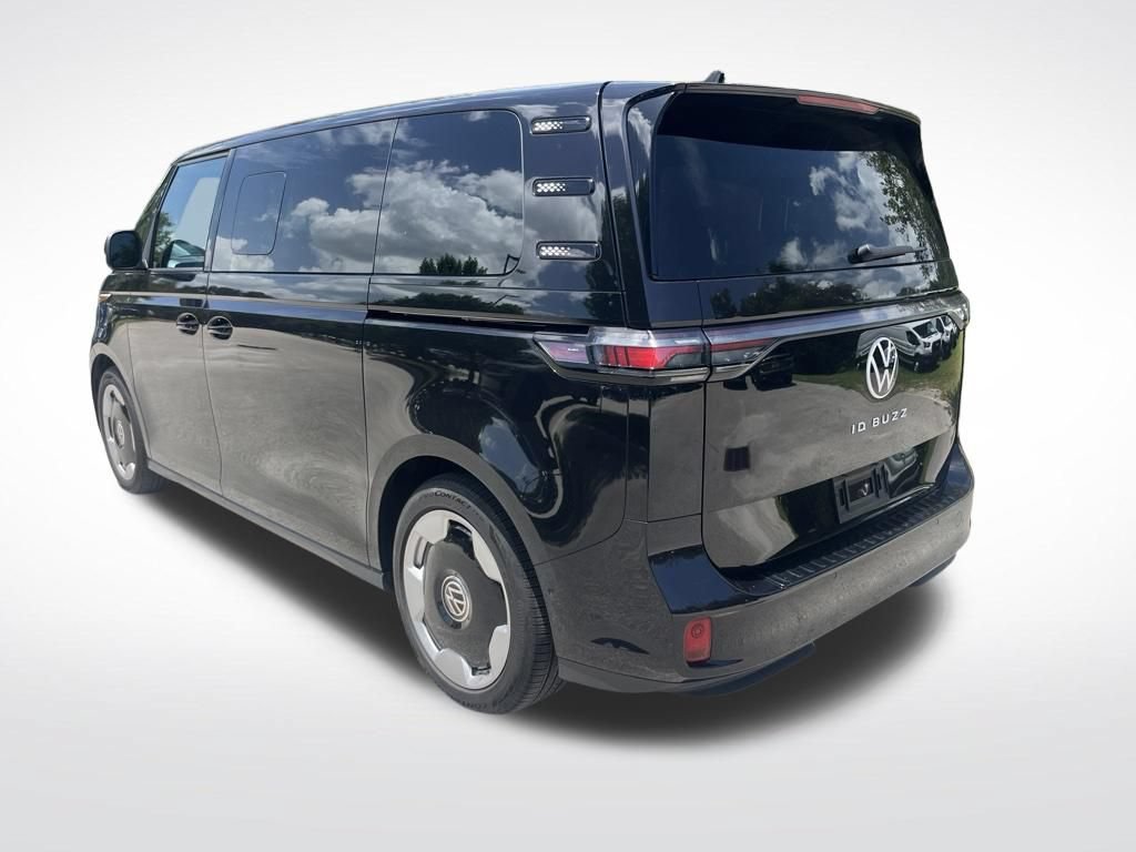 Used 2025 Volkswagen ID. Buzz Pro S RWD image 8