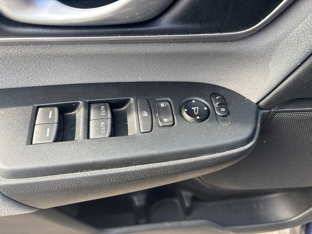 Used 2018 Honda CR-V EX image 17