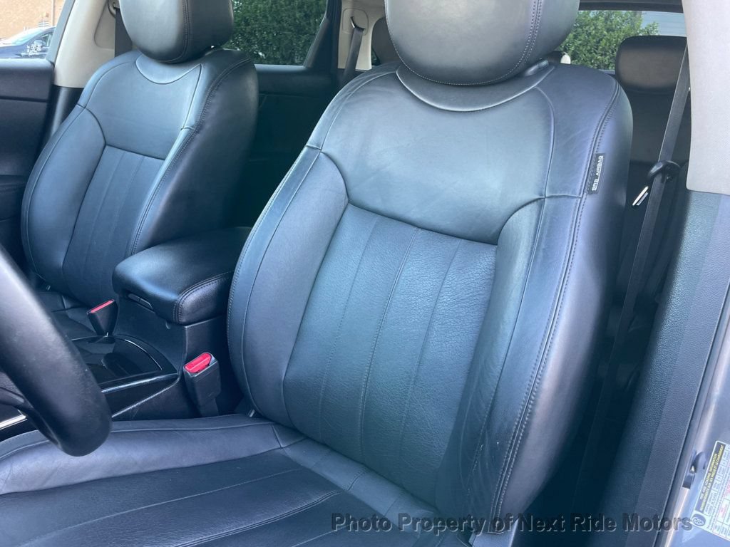 Used 2015 INFINITI QX70 AWD w/ Premium Package image 11