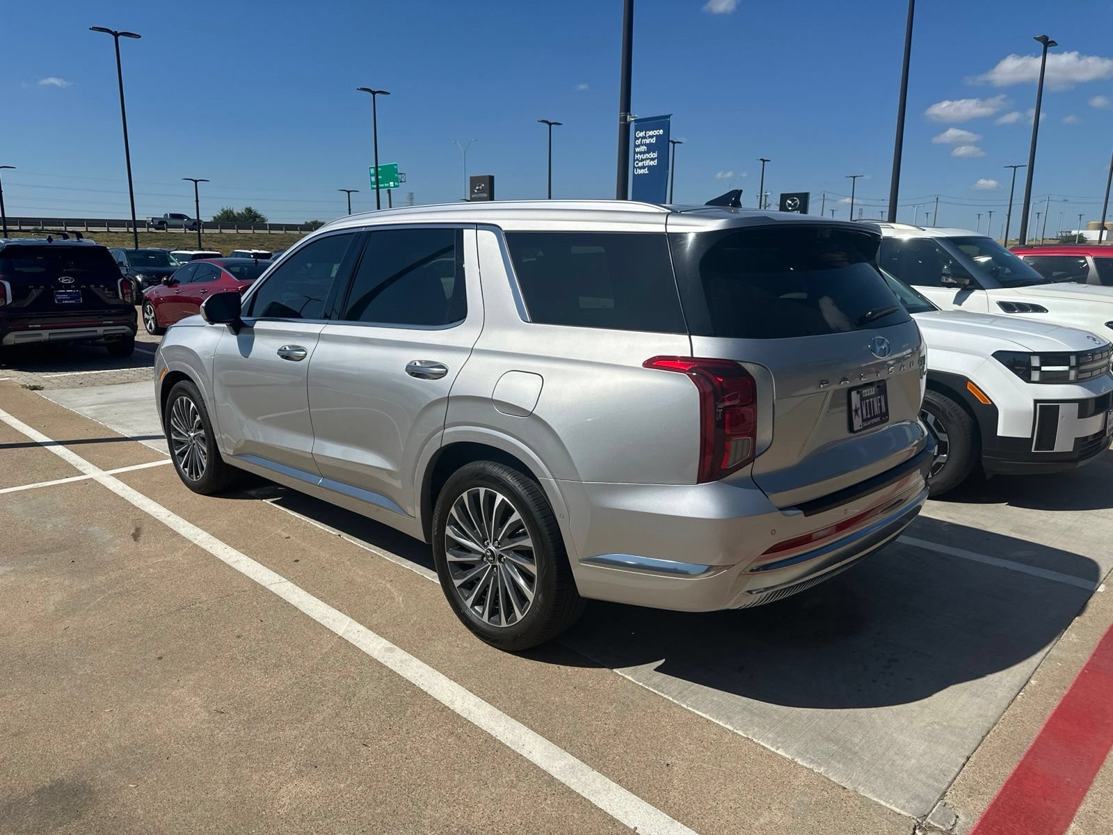 Used 2024 Hyundai Palisade Calligraphy AWD/4WD image 10