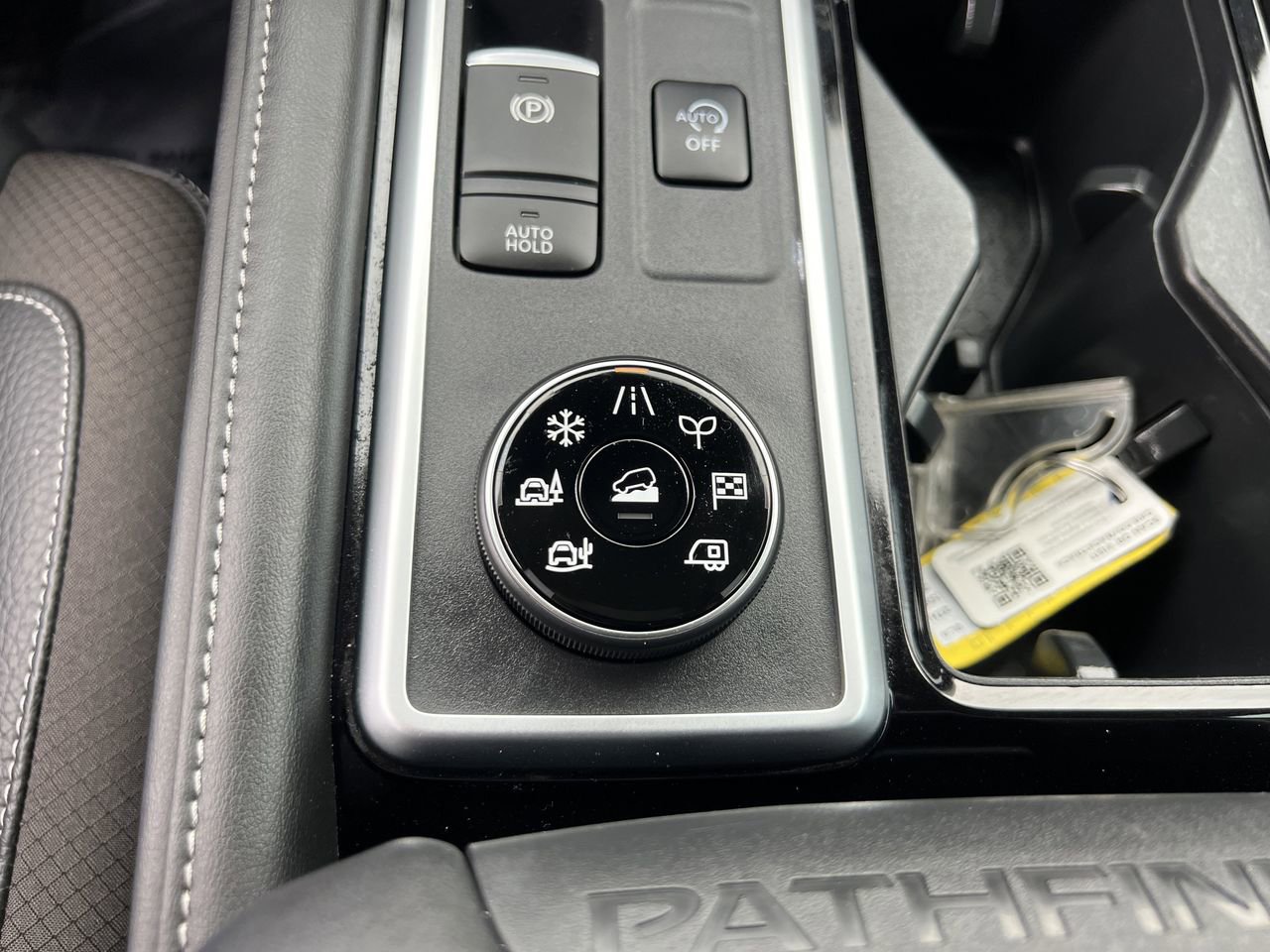 Certified 2022 Nissan Pathfinder SL image 18