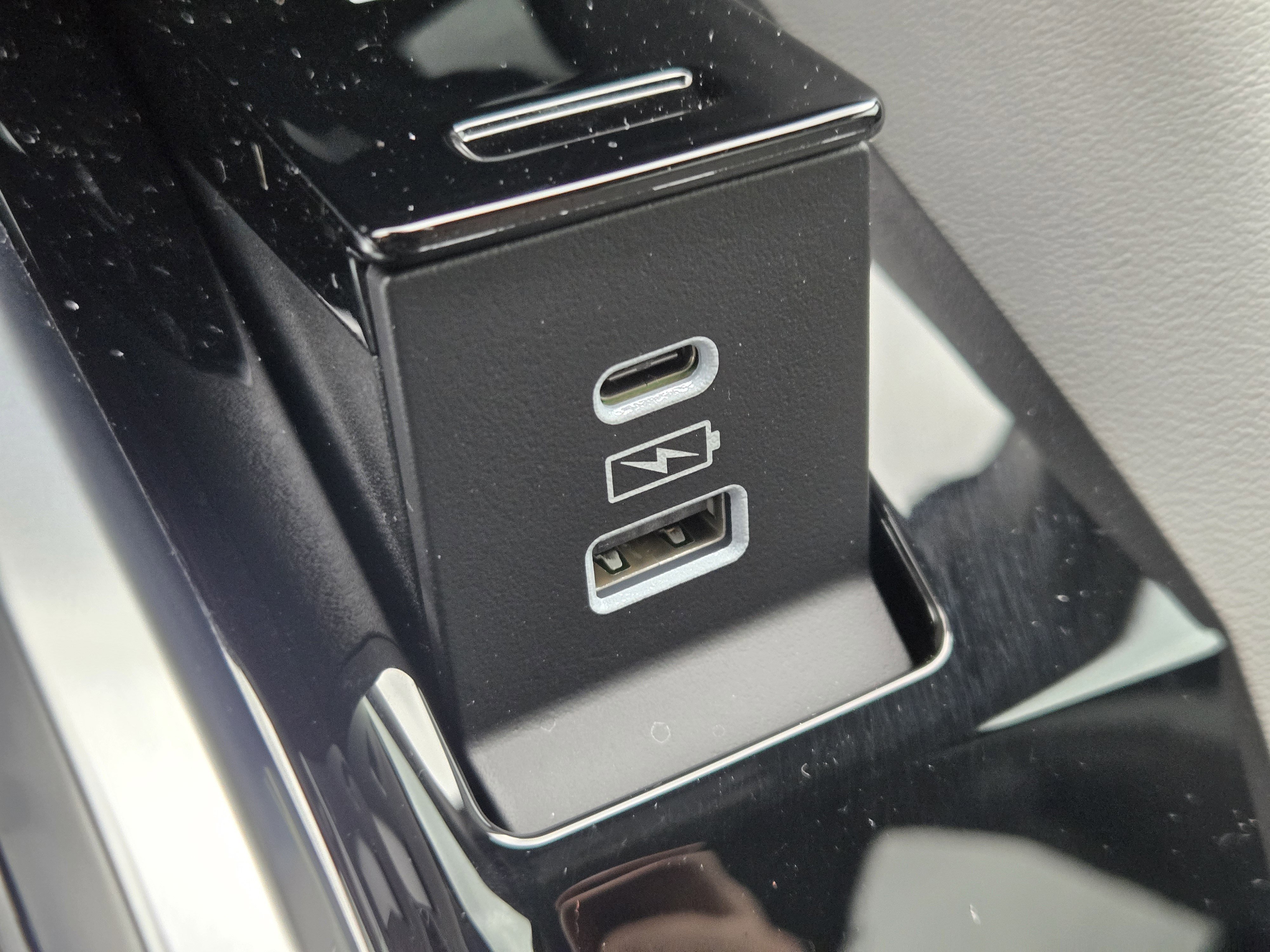 Certified 2024 Acura MDX FWD w/ Technology Package image 19