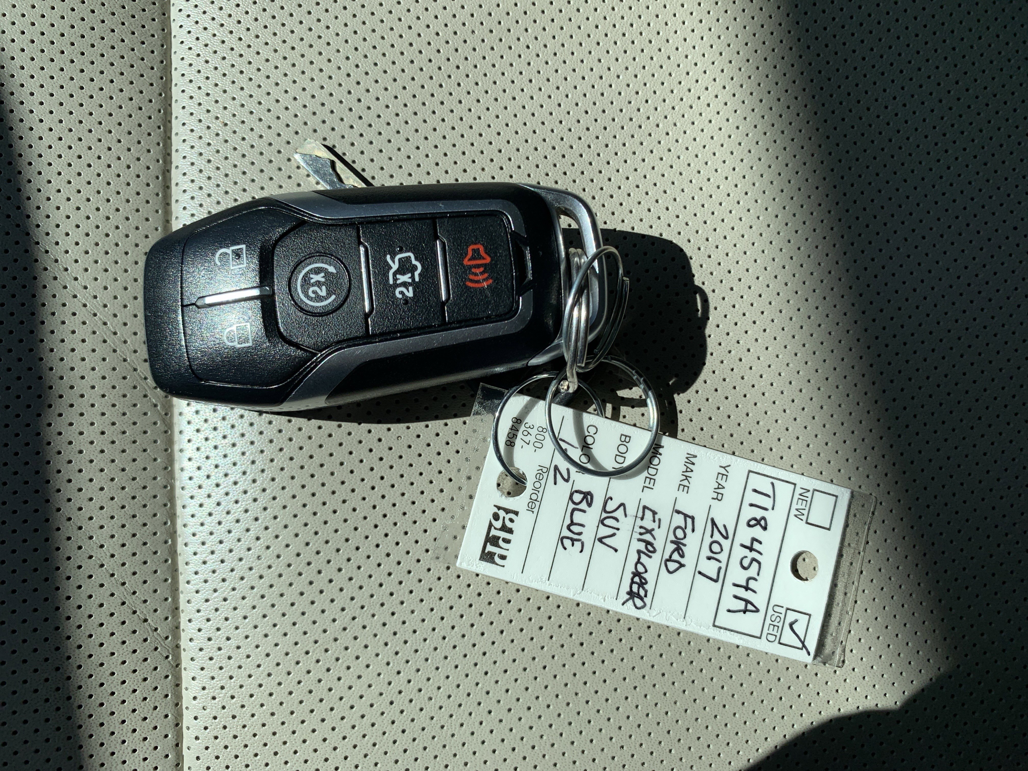 Used 2017 Ford Explorer Platinum AWD/4WD image 37