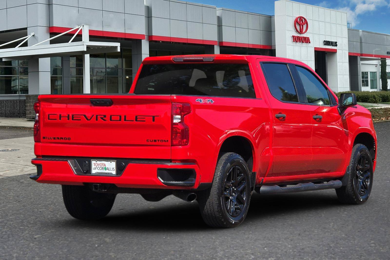 Used 2023 Chevrolet Silverado 1500 Custom w/ Rally Edition AWD/4WD image 4