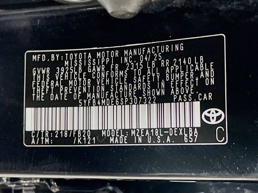 Certified 2025 Toyota Corolla LE FWD image 28