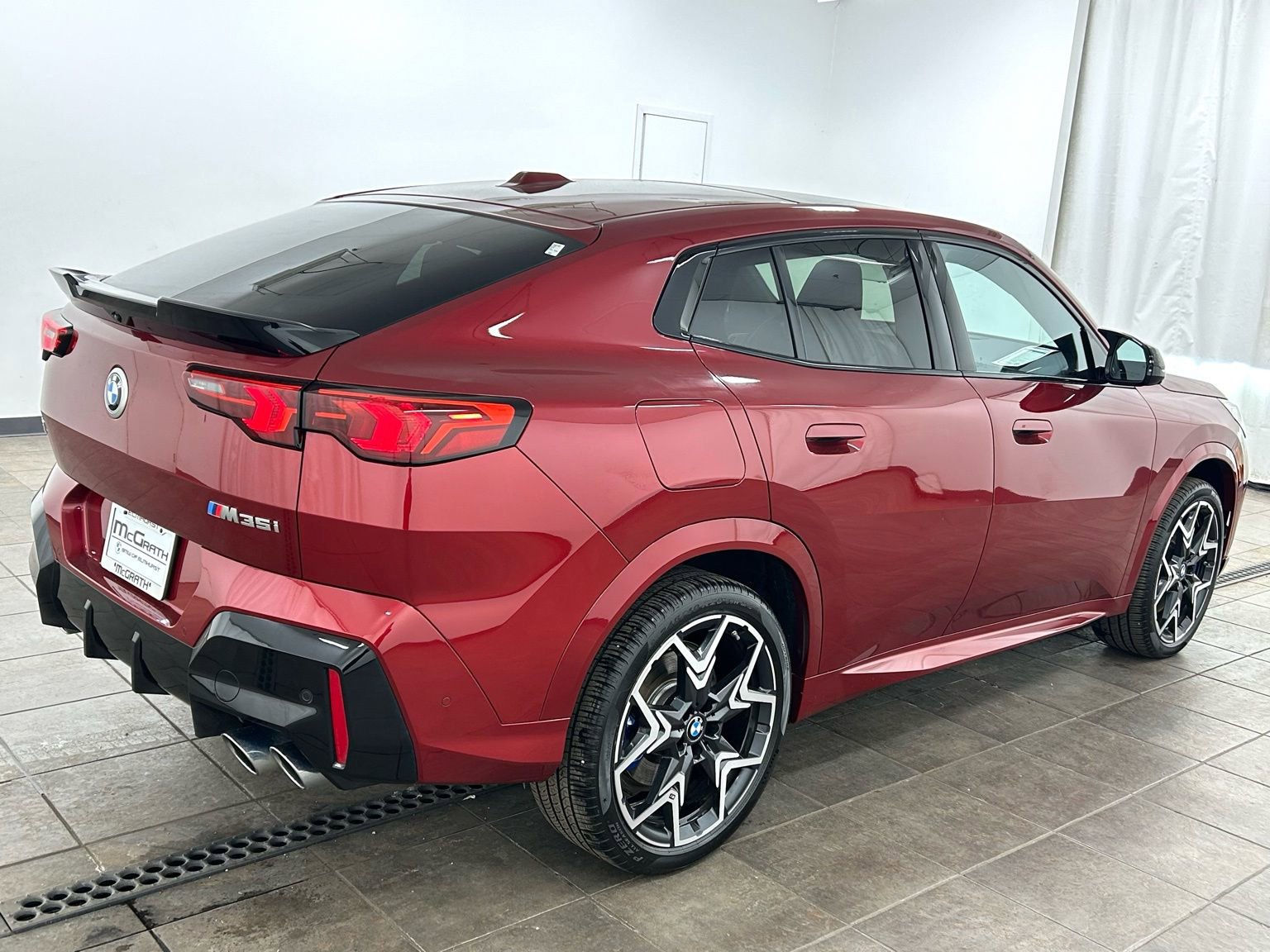 Used 2025 BMW X2 M35i image 5