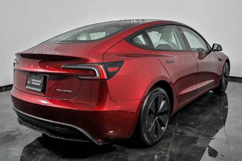 Used 2025 Tesla Model 3 Long Range AWD/4WD image 10
