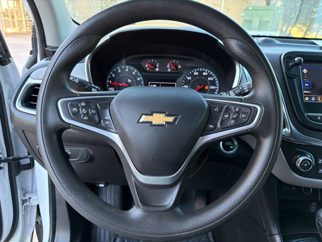 Used 2022 Chevrolet Equinox LS AWD/4WD image 8