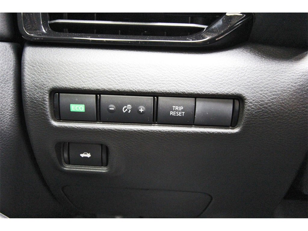 New 2025 Nissan Sentra SV image 13