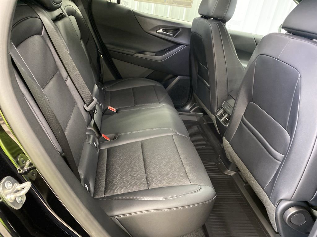 New 2026 Chevrolet Equinox LT w/ Convenience Package II AWD/4WD image 12