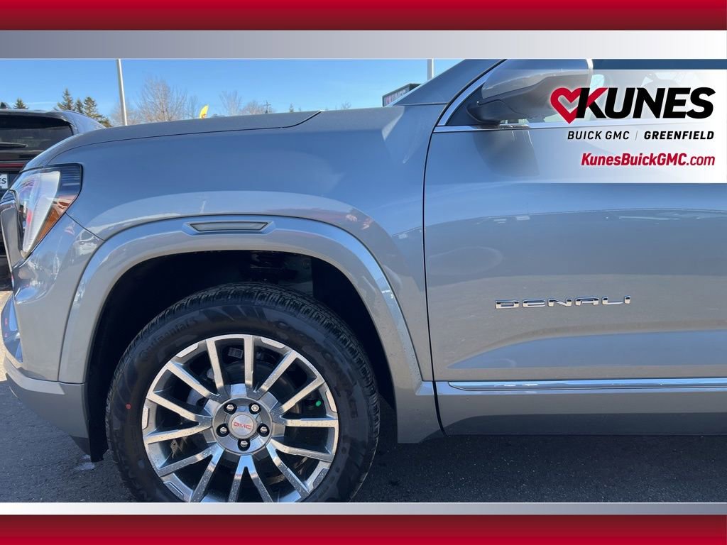 New 2026 GMC Terrain Denali w/ LPO, Floor Liner Package image 15