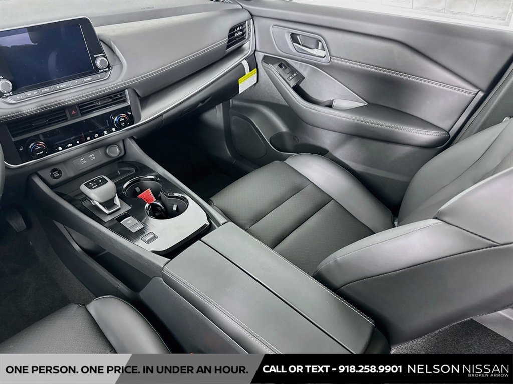 New 2026 Nissan Rogue Dark Armor FWD image 23
