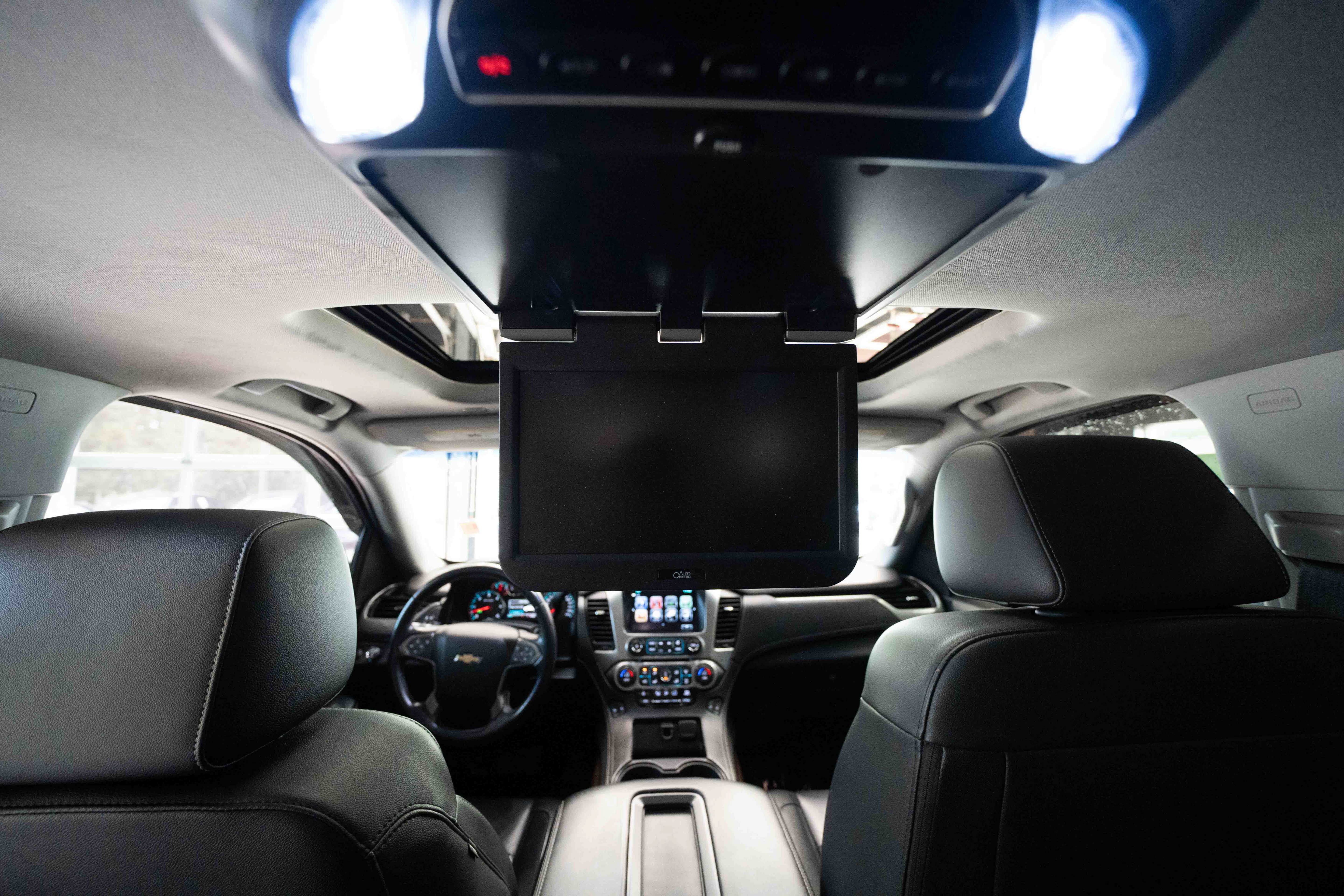 Used 2018 Chevrolet Tahoe LT w/ Z71 Midnight Edition AWD/4WD image 23