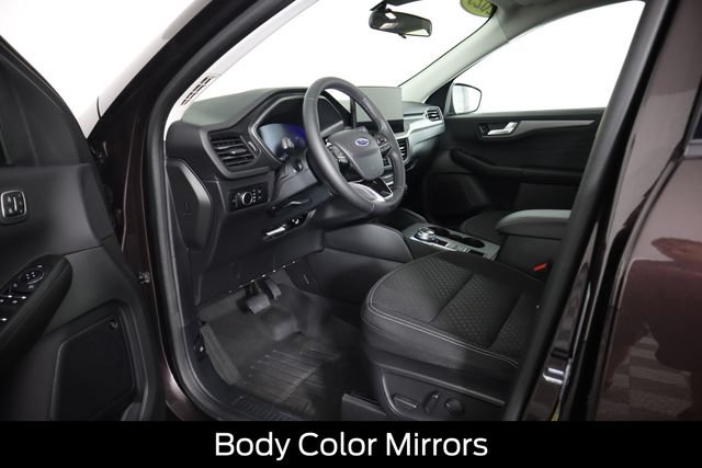 Used 2023 Ford Escape Active w/ Tech Pack #2 AWD/4WD image 32