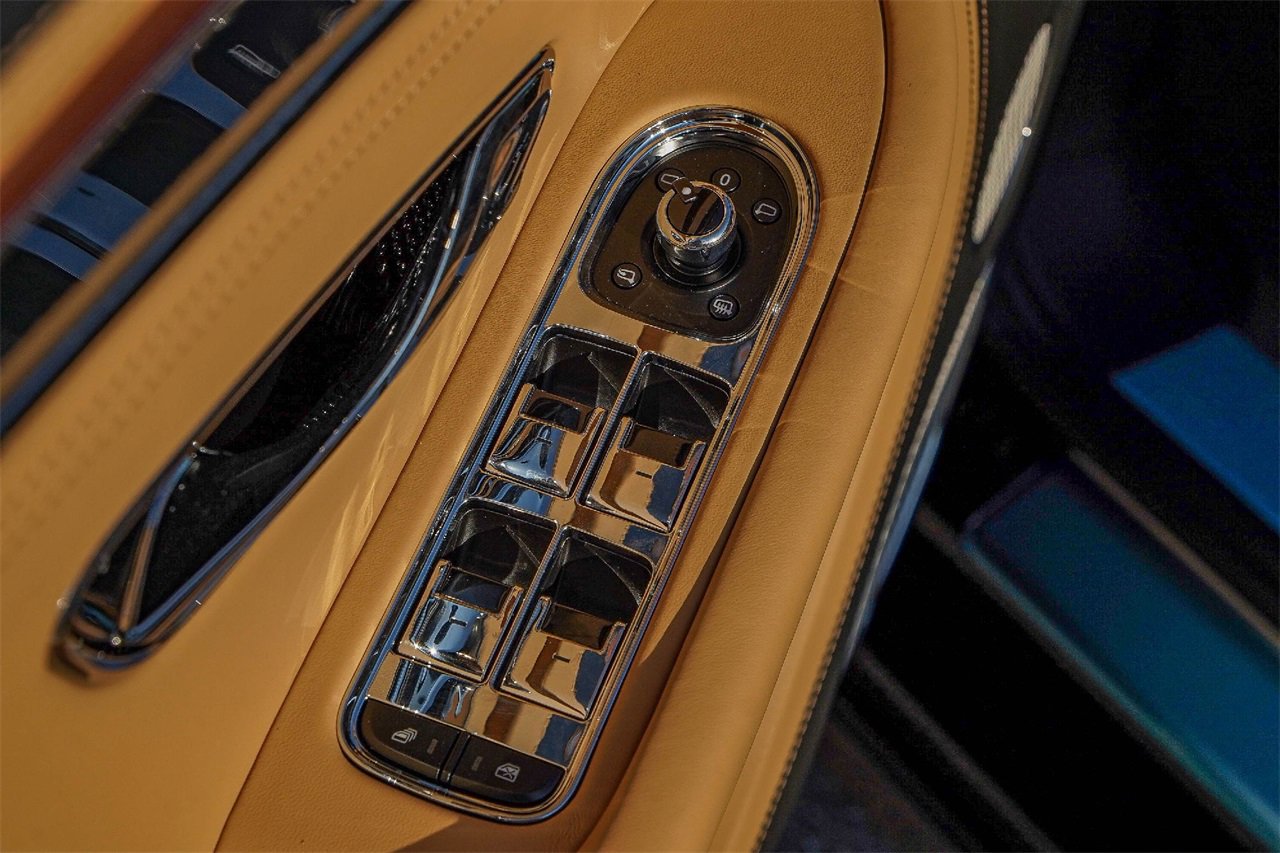 New 2026 Bentley Continental GTC image 34