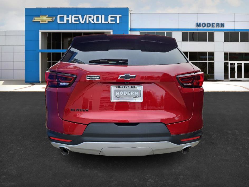 New 2025 Chevrolet Blazer LT image 5