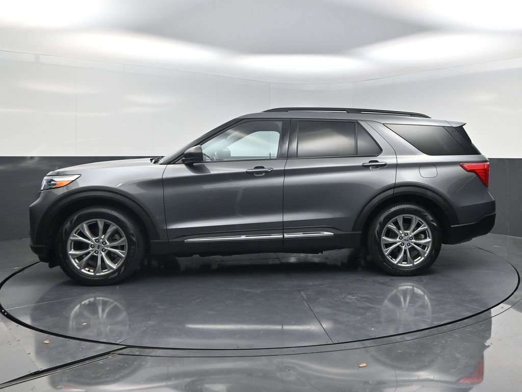 Used 2023 Ford Explorer XLT w/ Equipment Group 202A image 19